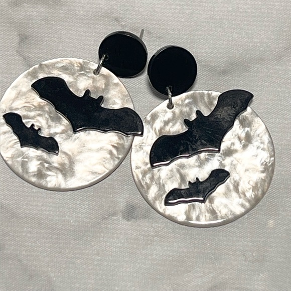 Jewelry - Bat Dangle Earrings Black Marble Look Statement Spooky Goth Halloween 2 inch